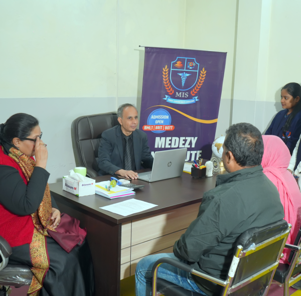 Medical Laboratory-Focused Paramedical in Patna